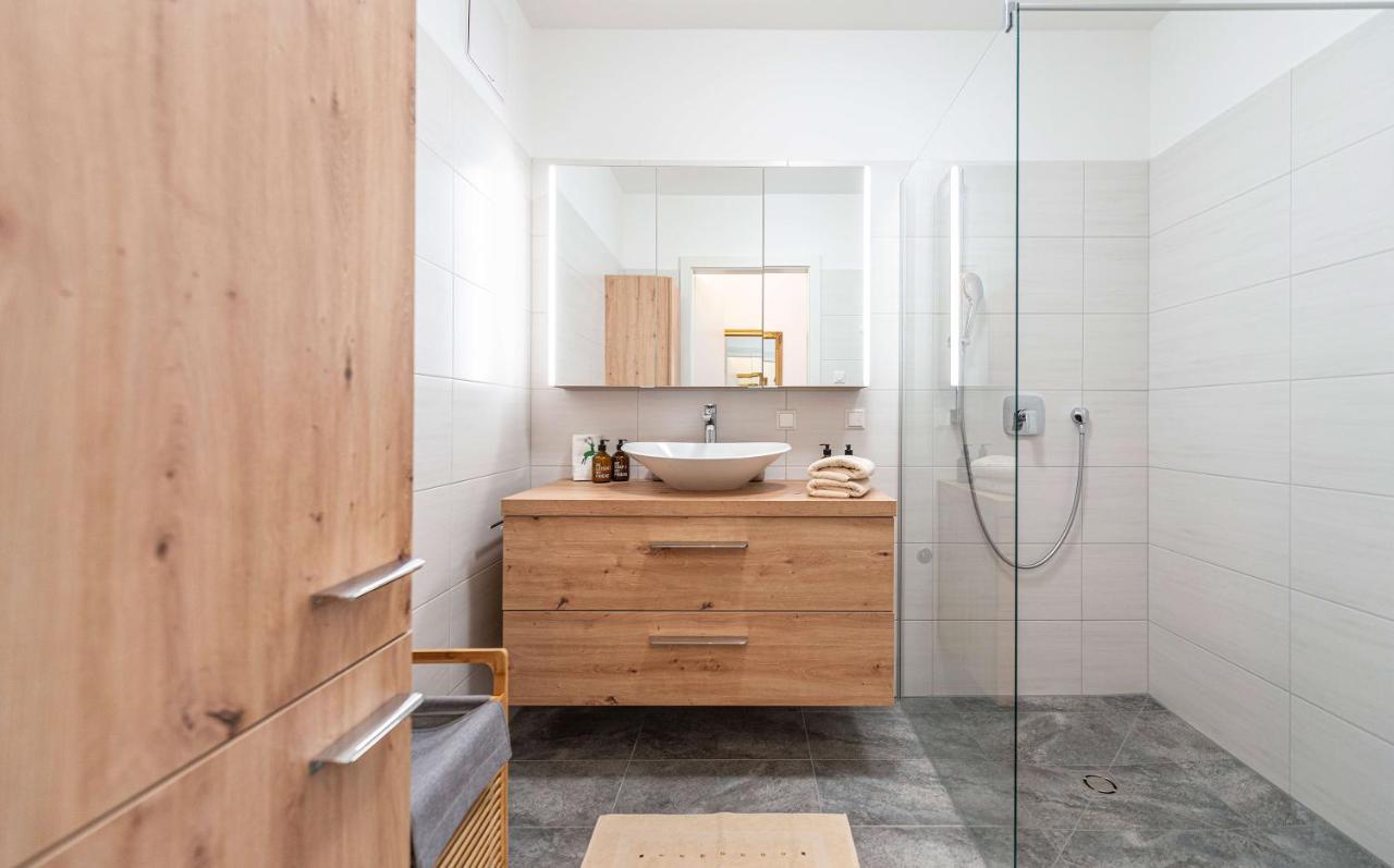 Seepanorama Apartments Am กรุนเดิลเซ ภายนอก รูปภาพ